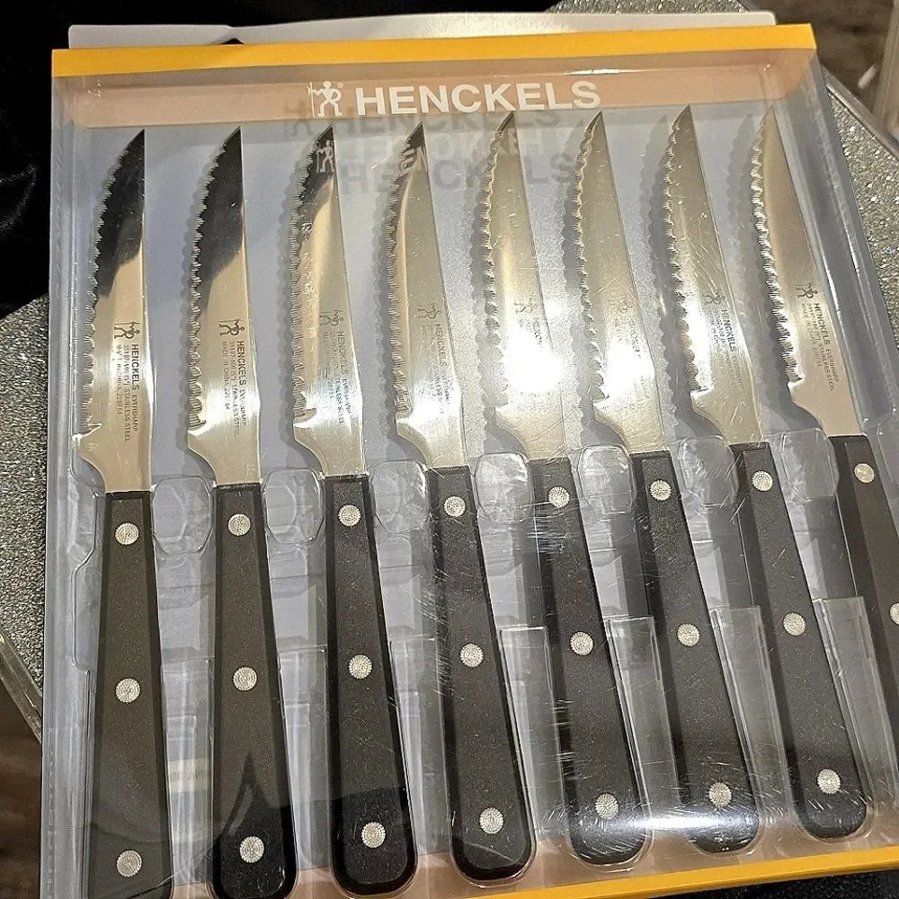 Henckels International Eversharp Steak Knives- 8PC Set‎